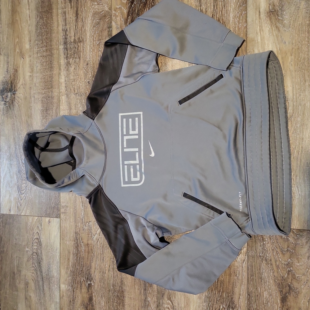 Nike Hoodie youth medium